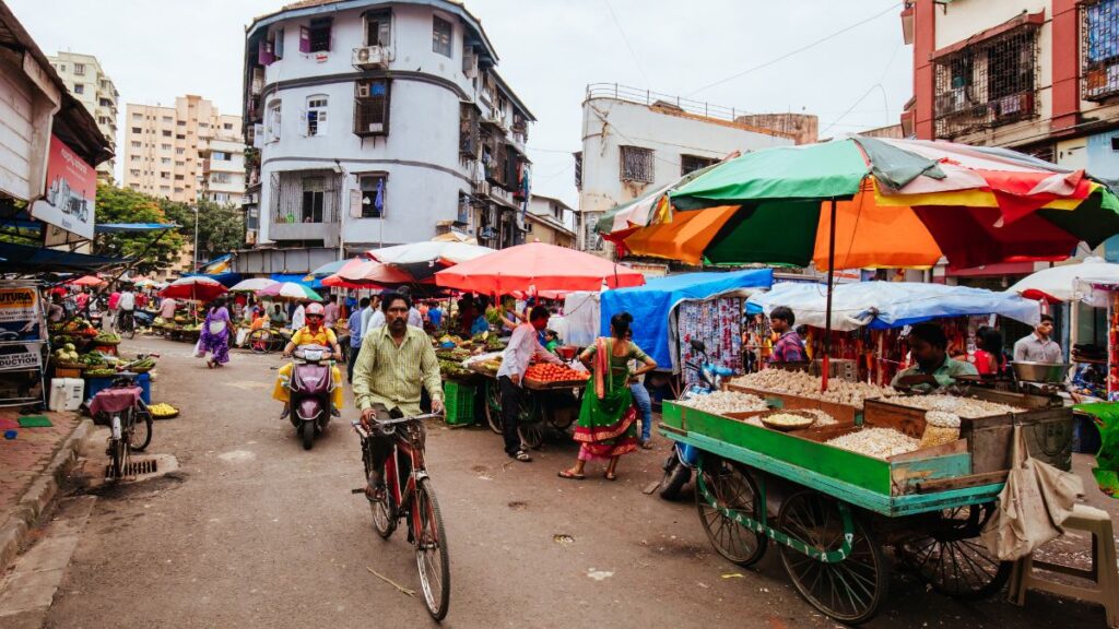 खुले में मांस व अंडे 